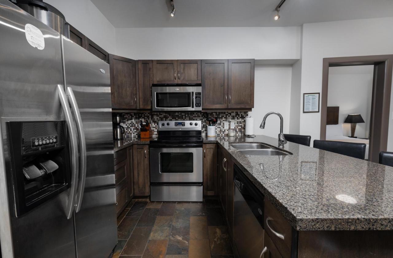 Upgraded Lakeside Resort Dream Vacation Home Kelowna Zewnętrze zdjęcie